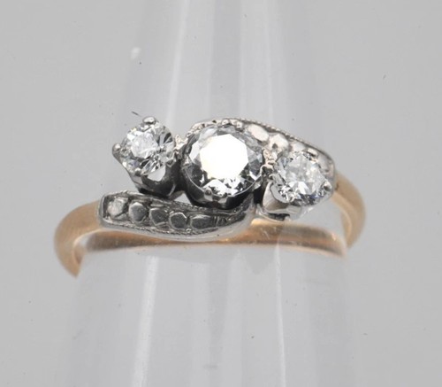 Antique 18ct diamond ring - antique,