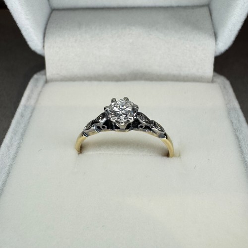 18ct gold and platinum diamond - 18ct,