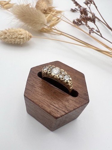 18ct seven stone - seven, diamond