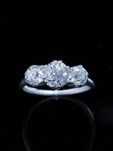 Art deco diamond and - 2.05,