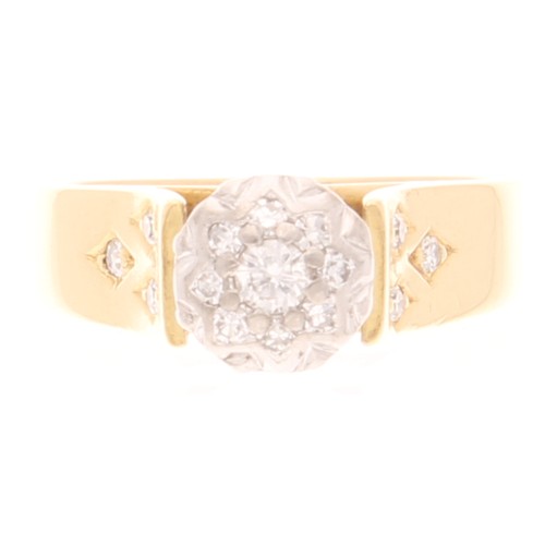 Antique 18carat yellow - 18carat,