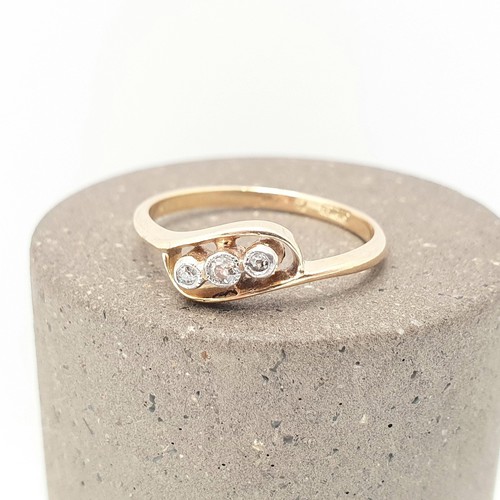 Antique 18ct gold diamond ring - gold,