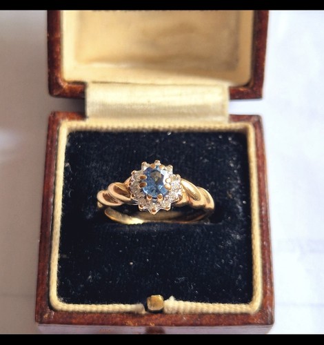 Vintage 9ct gold sapphire - gold, &